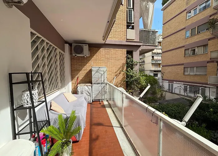 Cozy Flat With Terrace Appartamento *