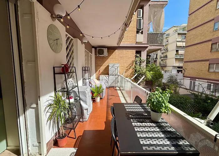 Appartamento Cozy Flat With Terrace Roma